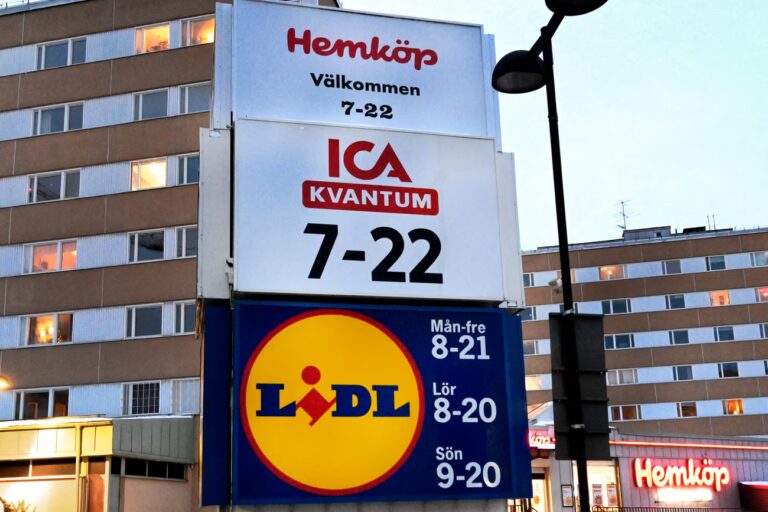 Gick inte att betala med kort på Ica i hela Sverige