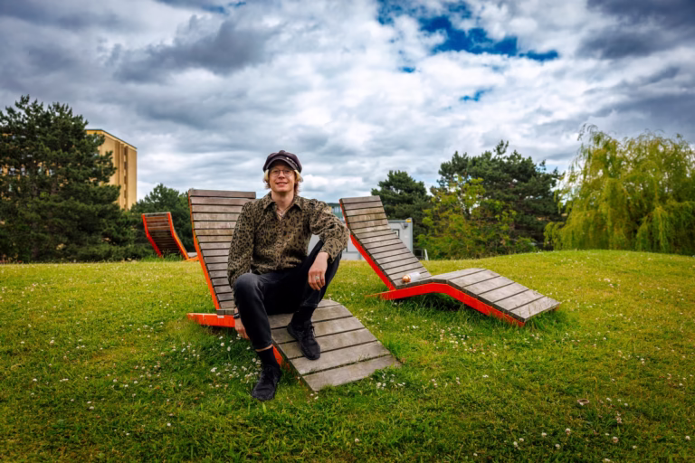 Lo, 28, byter kön – för andra gången