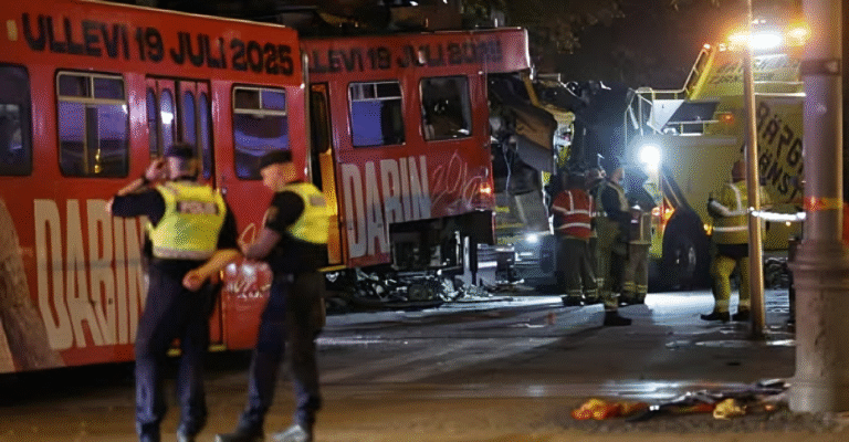 Spårvagn kraschade rakt in i gatukök – sju personer skadade