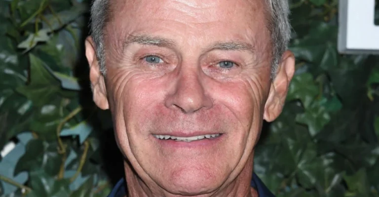 Folkkära skådisen död – medverkade i kända serien: ”Familjen är förkrossad”