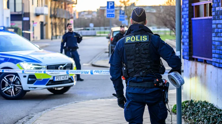 15-åring hämtade handgranat i Eskilstuna – tog med den på tåget