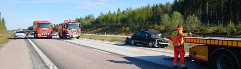 Polis och brandkår spärrar av hela området – det som upptäcktes får håret att resa sig