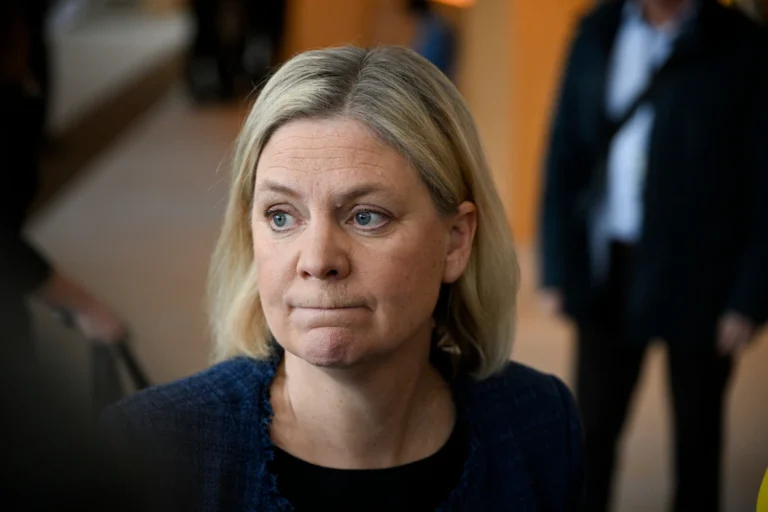 Chockerande avslöjande: Topptjänsteman läckte känsliga uppgifter om Magdalena Andersson!