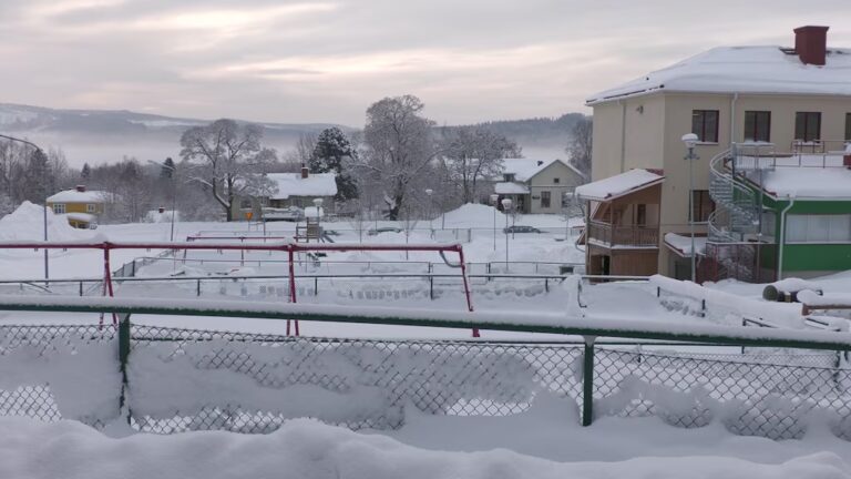 Pojke död efter olyckan i snögrotta